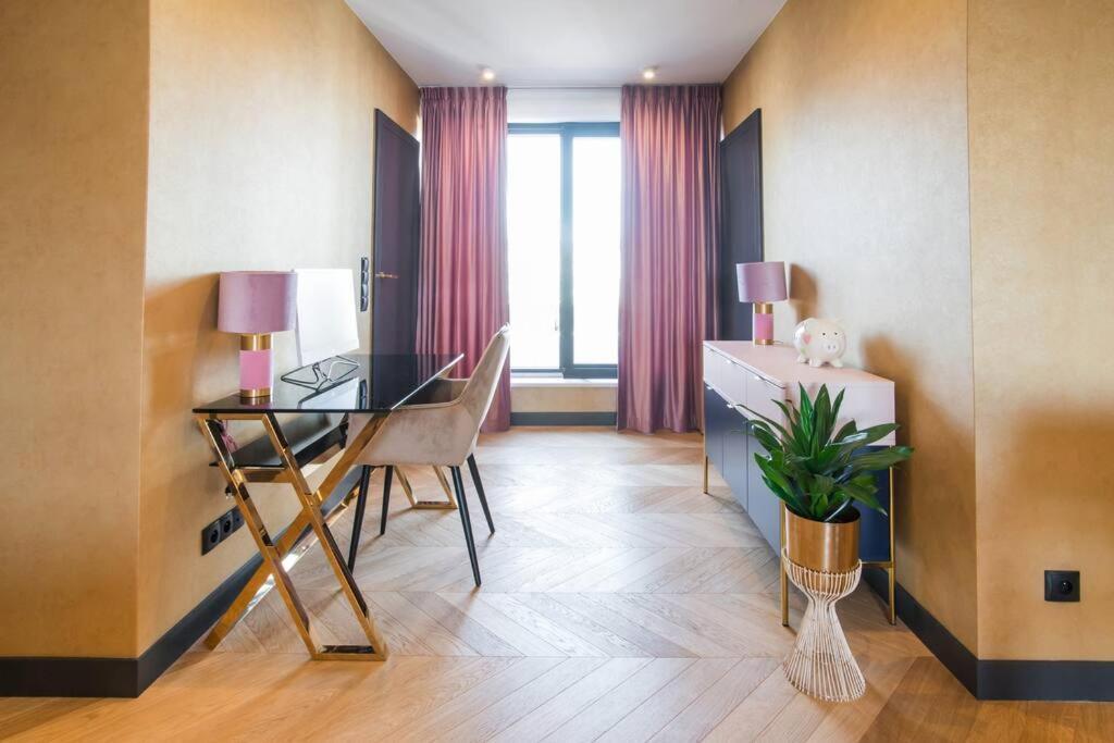 Luksusowy Penthouse Z Jacuzzi I Widokiem Na Morze Apartment Gdynia Bagian luar foto